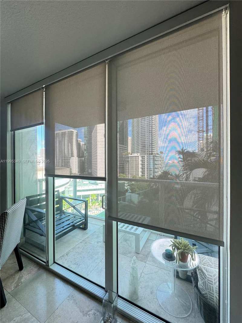 31 SE 5th St # 1402, Miami FL 33131