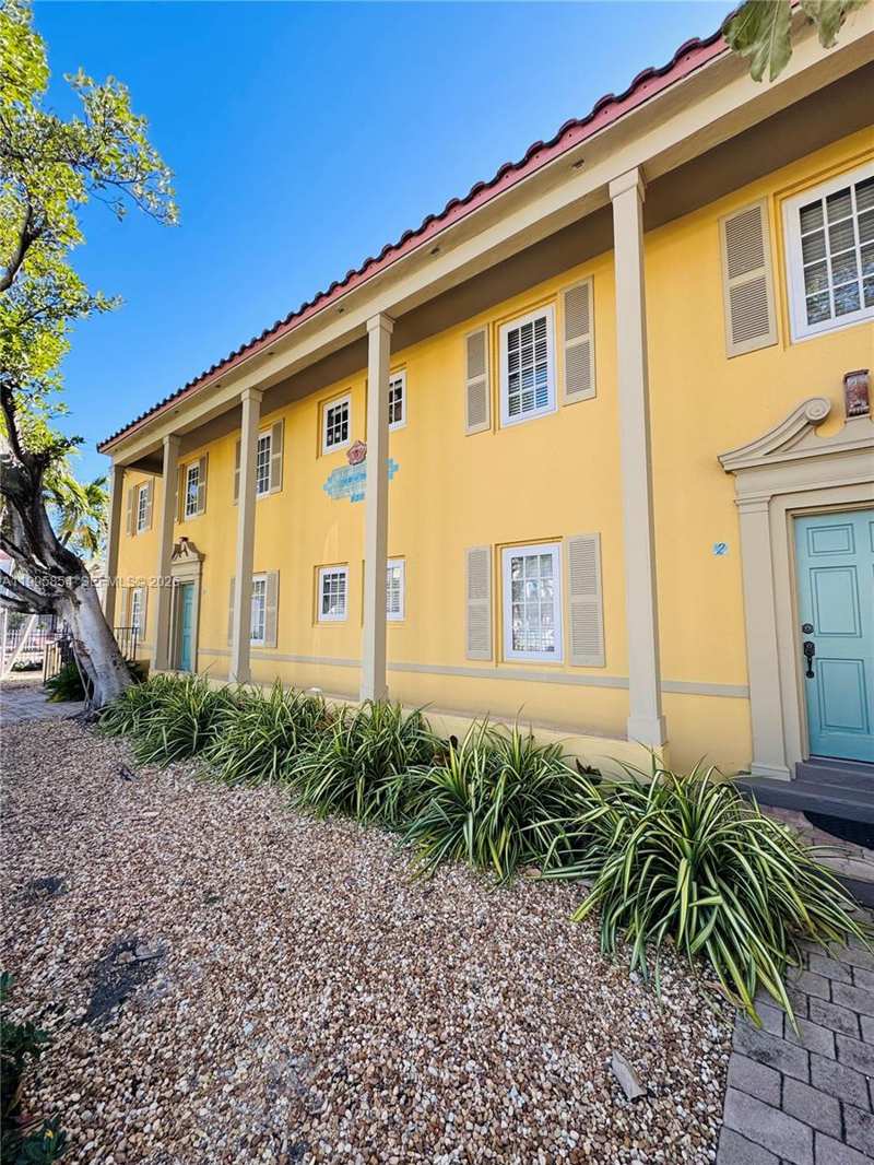 510 76 # 1, Miami Beach FL 33141