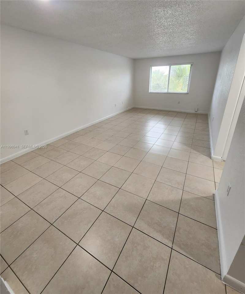 10820 SW 200th Dr # 248, Cutler Bay FL 33157