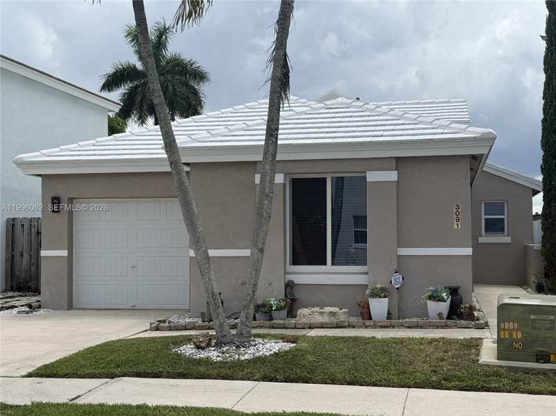 3091 Lighthouse Pl, Margate FL 33063