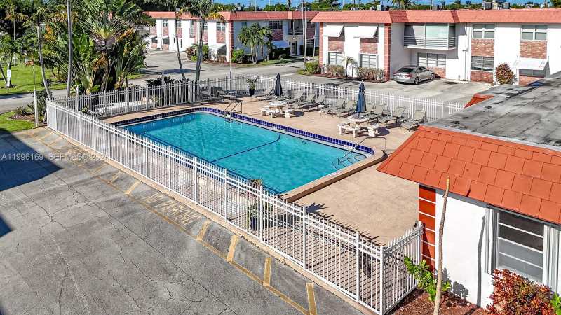 3550 NW 8th Ave # 409, Pompano Beach FL 33064