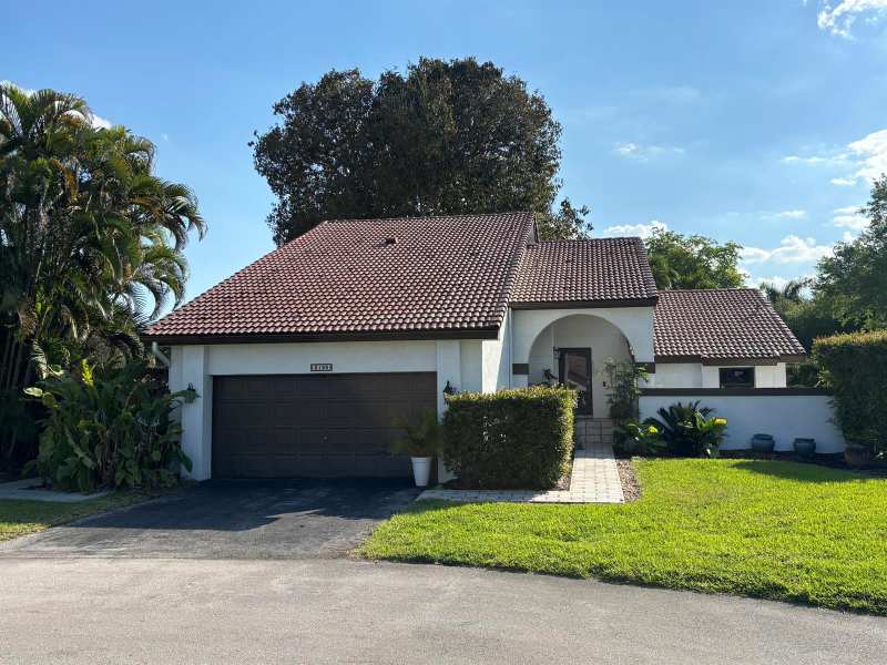 2199 Charleston, Weston FL 33326