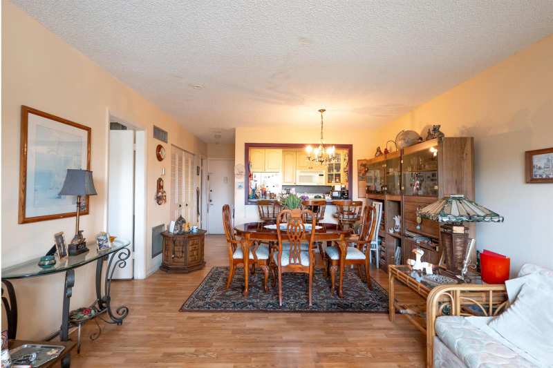 1520 Mckinley Street # 215e, Hollywood FL 33020