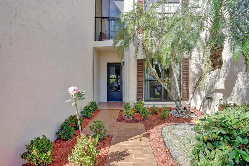 3068 Lucerne Park Drive, FL 33467