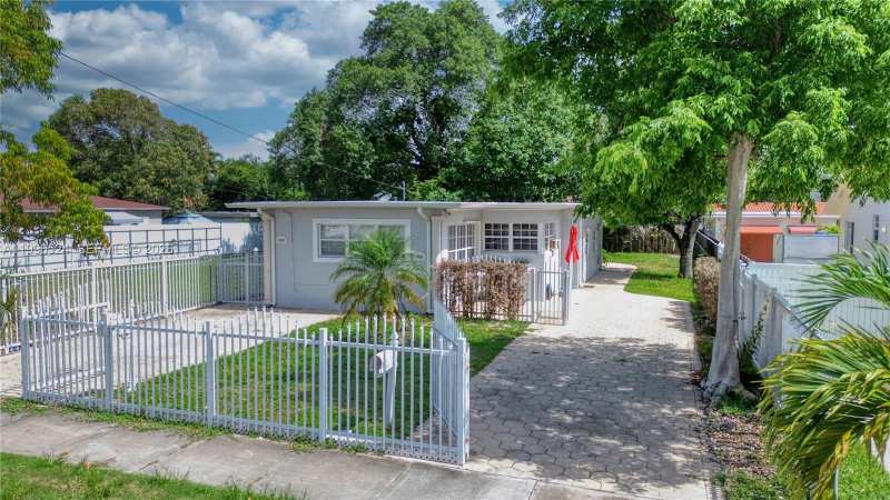 3121-3123 SW 25th Ter, Miami FL 33133