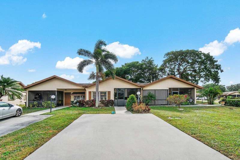 5814 Doris Court, Delray Beach FL 33484