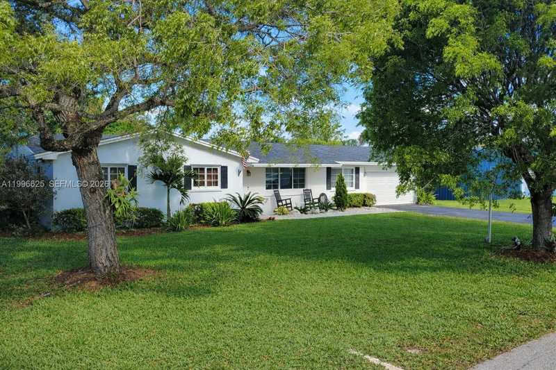 27420 SW 165th Ave, Homestead FL 33031