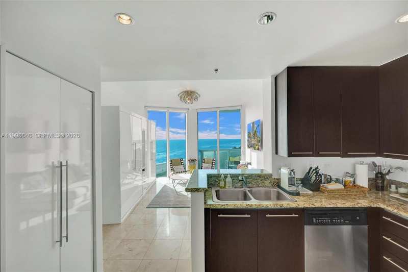 6515 Collins Ave # 804, Miami Beach FL 33141
