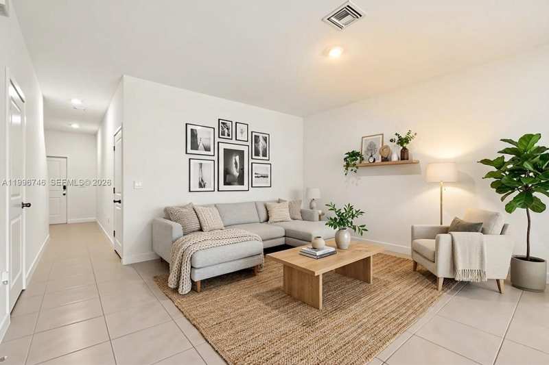 848 NW 3rd Ter, Pompano Beach FL 33060