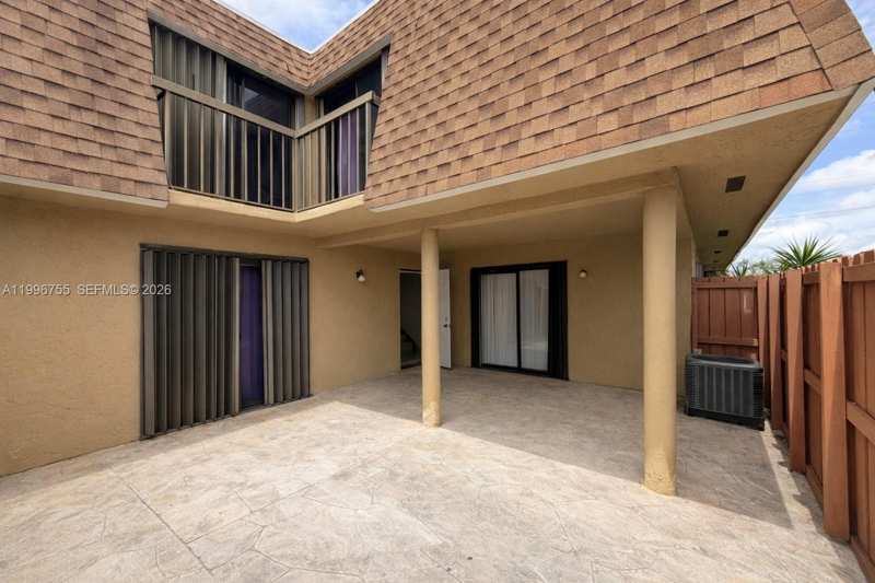 2455 W 67th Pl # 14, Hialeah FL 33016