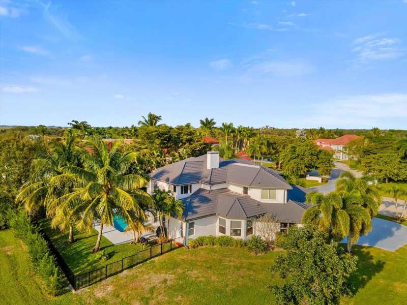 2135 Windsock Way, Wellington FL 33414