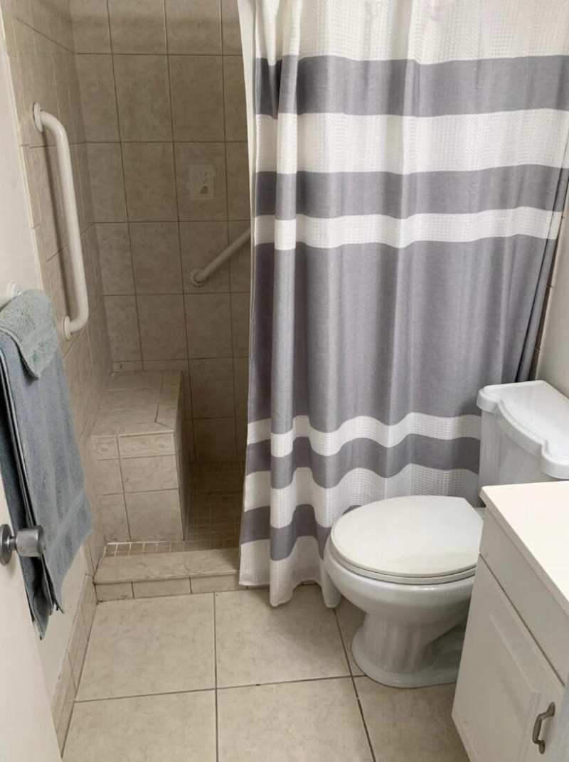 74 Sheffield D, West Palm Beach FL 33417