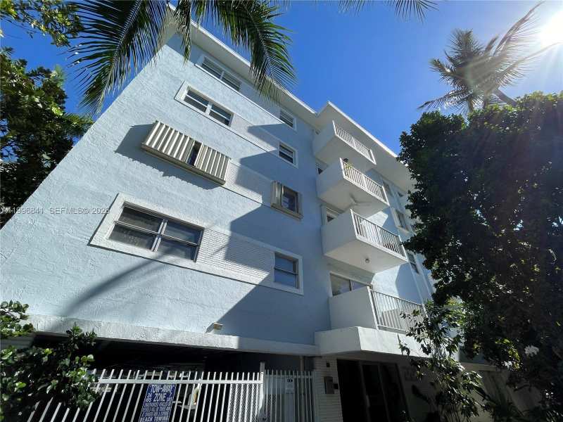 221 Meridian Ave # 507, Miami Beach FL 33139