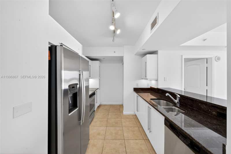 7350 SW 89th St # 1703S, Miami FL 33156