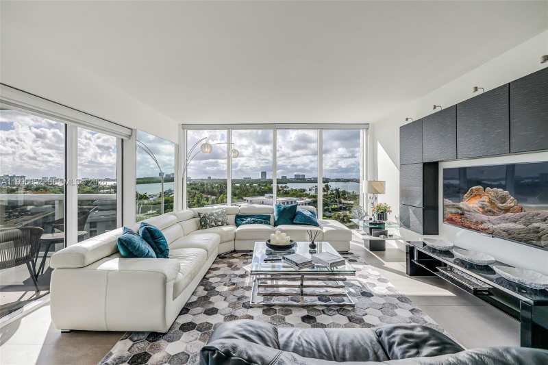 10275 Collins Ave # 722, Bal Harbour FL 33154