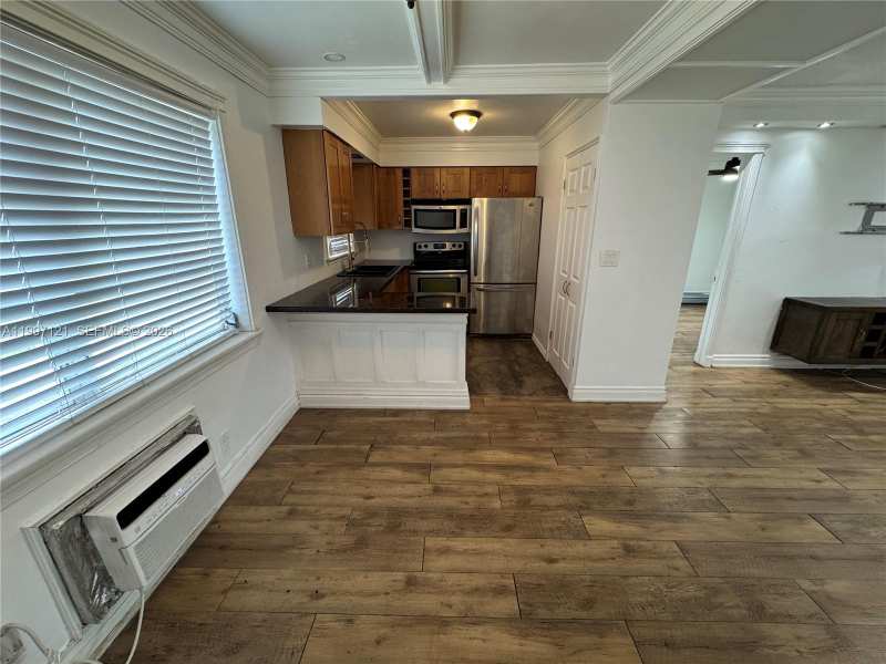 2000 Buchanan St # 3, Hollywood FL 33020