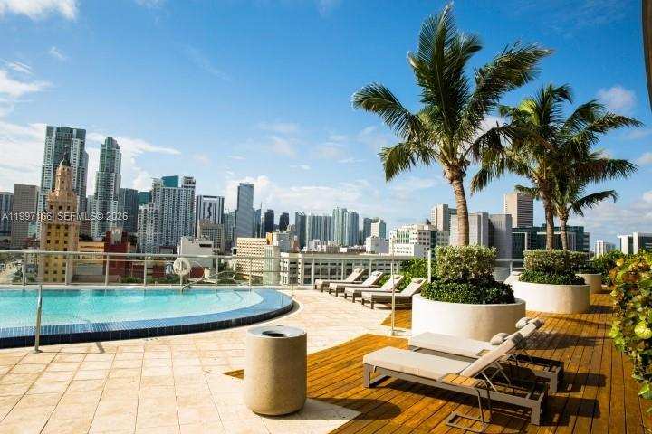 888 Biscayne Blvd # 2211, Miami FL 33132