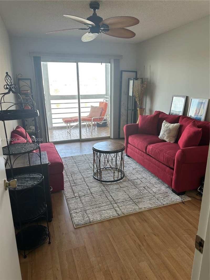 3043 Exeter, Boca Raton FL 33434