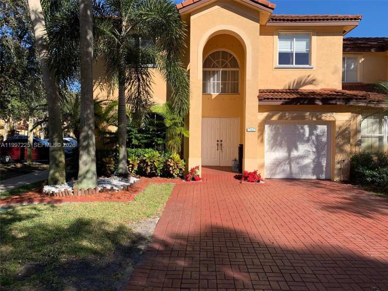 194 Maple Ter, Davie FL 33325