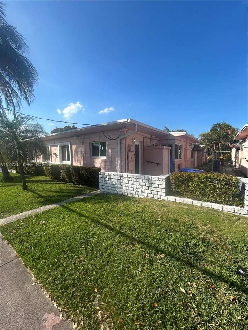 1785 Calais Dr # 7, Miami Beach FL 33141