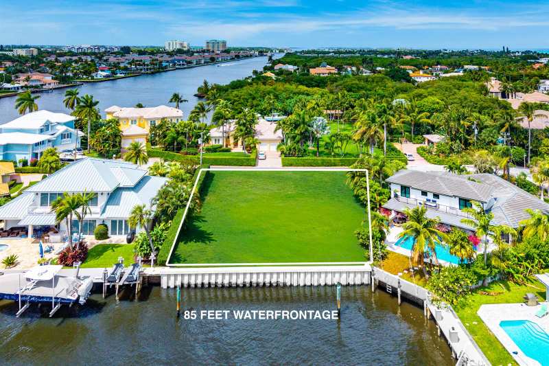 29 Hibiscus Way, Ocean Ridge FL 33435