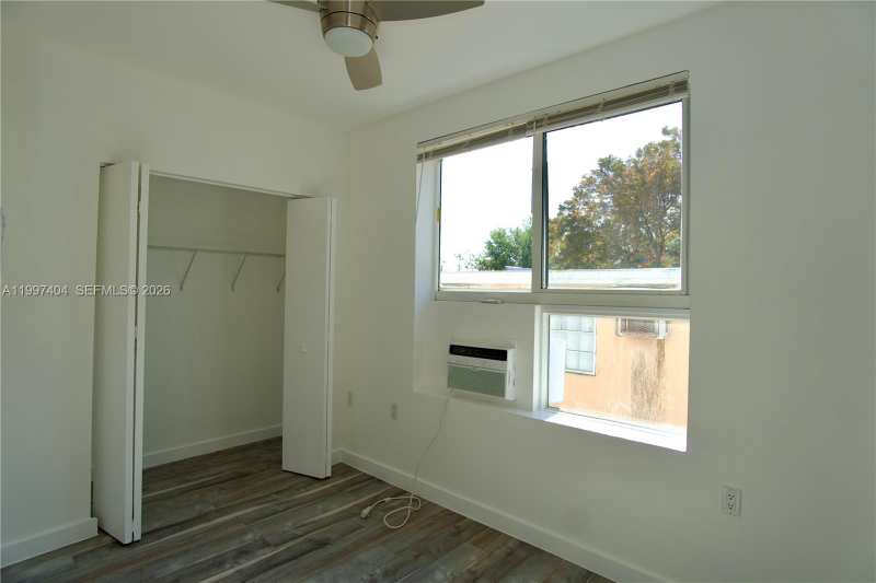 1036 SW 5th St # 12, Miami FL 33130