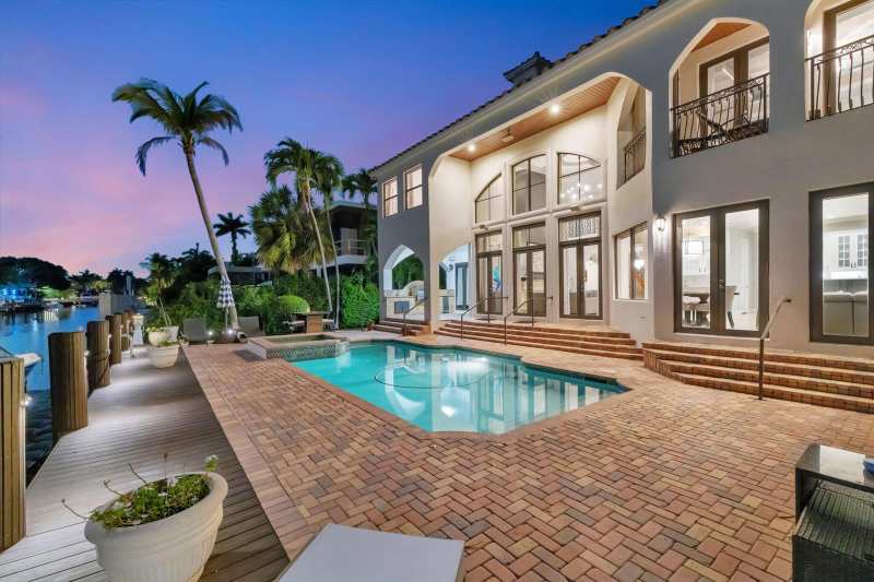 2406 Barcelona Drive, Fort Lauderdale FL 33301