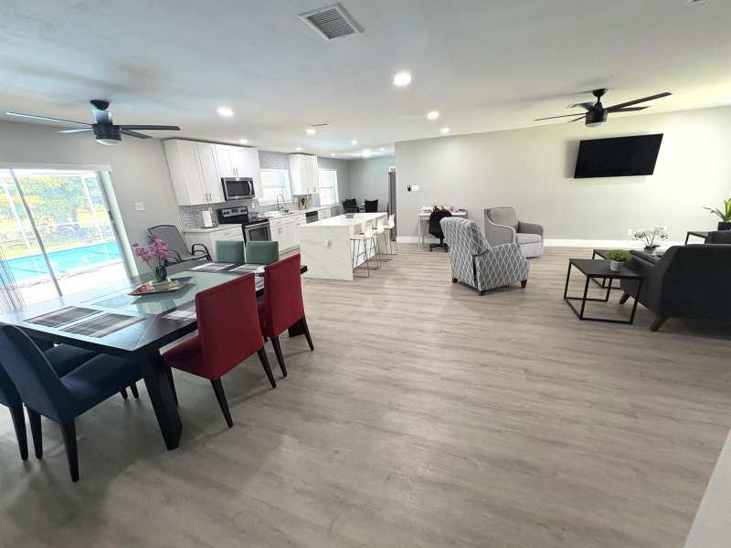 1401 NW 75th Terrace, Plantation FL 33313