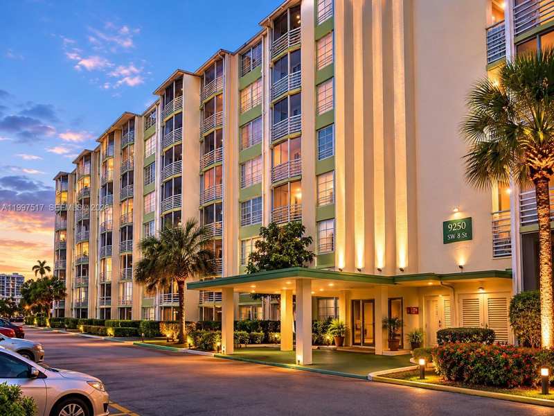 1780 NE 191st St # 300, Miami FL 33179