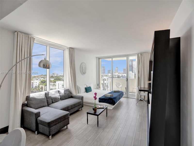 1100 West Ave # 1101, Miami Beach FL 33139