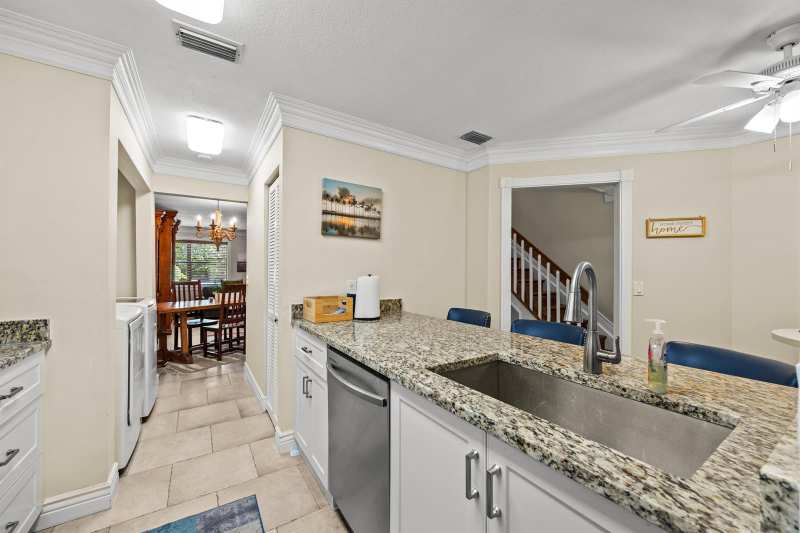 12196 Sag Harbor Court # 4, Wellington FL 33414