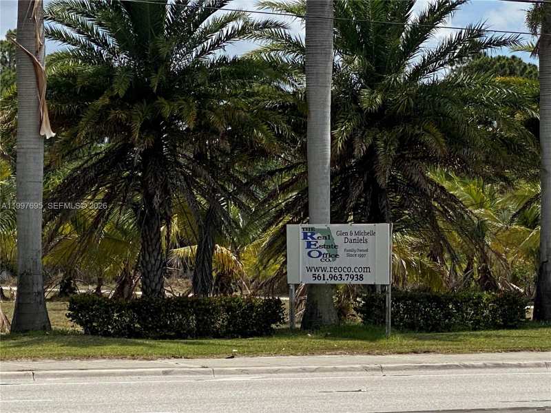 4411 Forest Hill Blvd, Palm Springs FL 33406