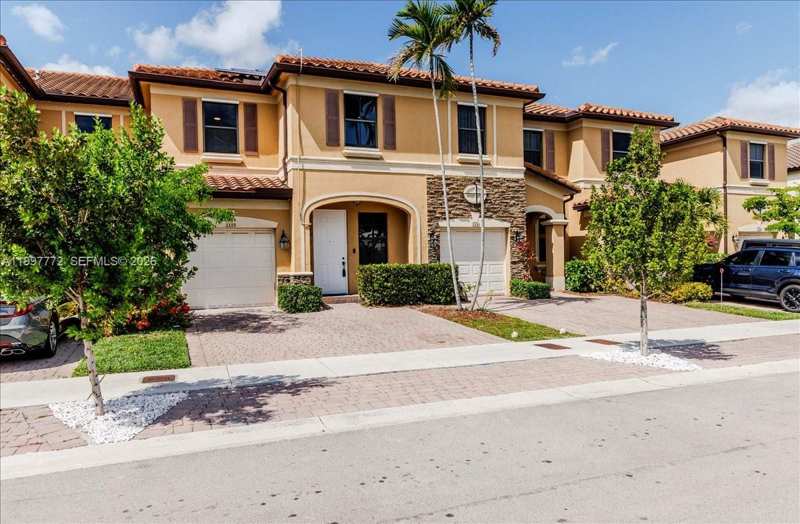 3335 W 94th Ter, Hialeah FL 33018