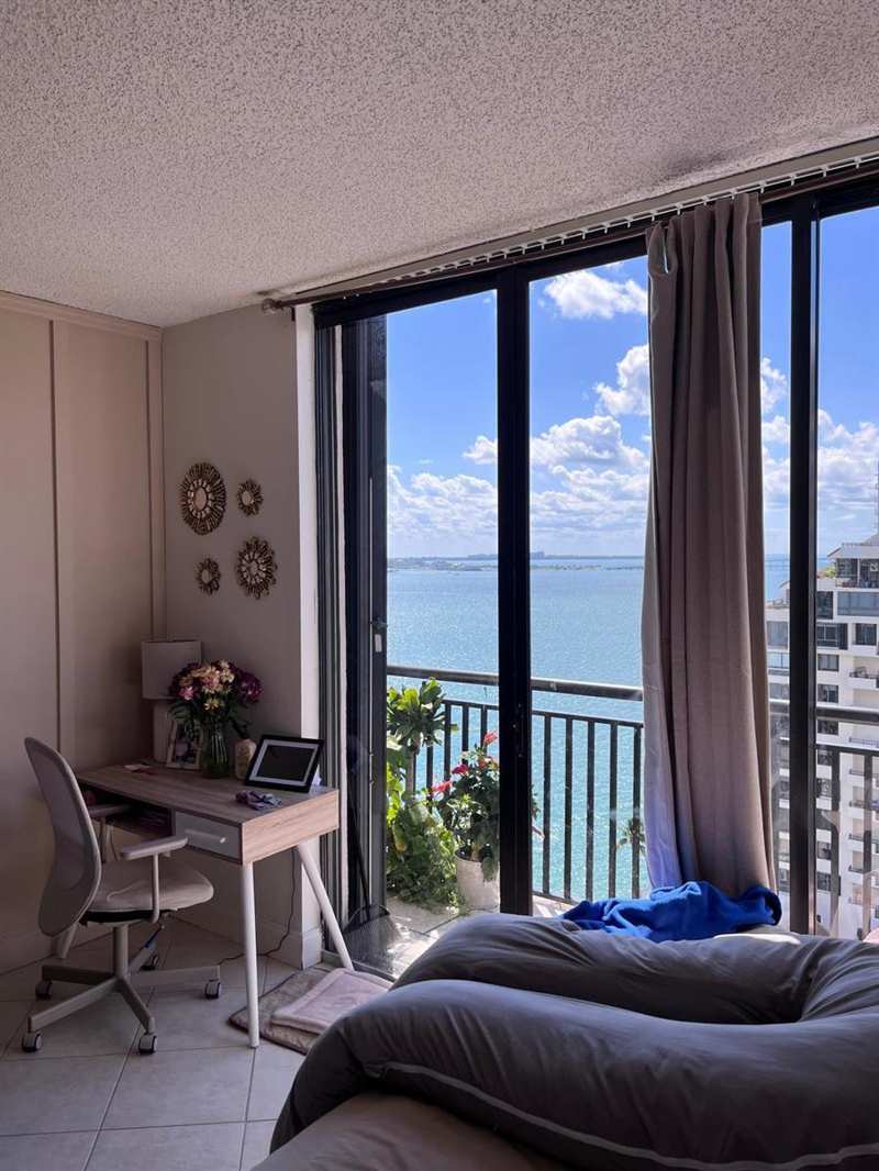540 Brickell Key Drive # 1721, Miami FL 33131