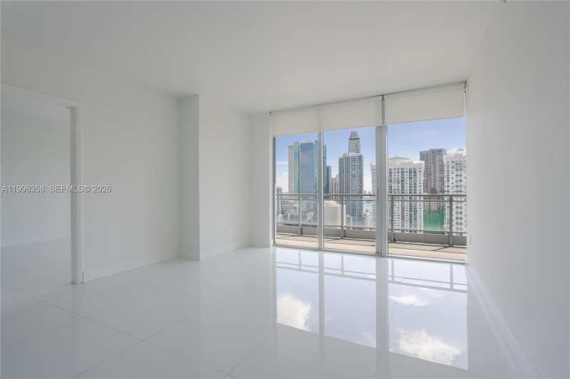 92 SW 3rd St # 3512, Miami FL 33130