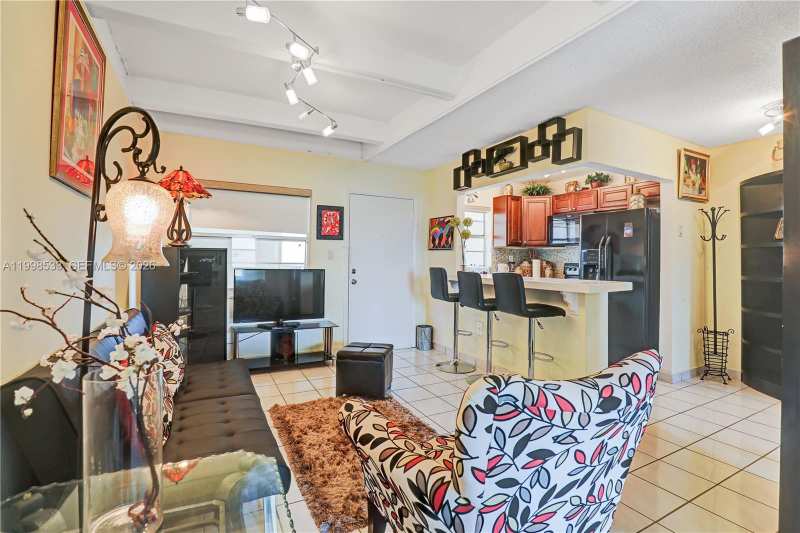 3536 NE 168th St # 502, North Miami Beach FL 33160