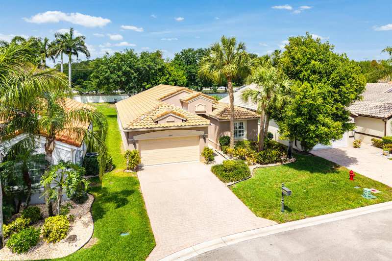 9989 Torino Drive, Lake Worth FL 33467