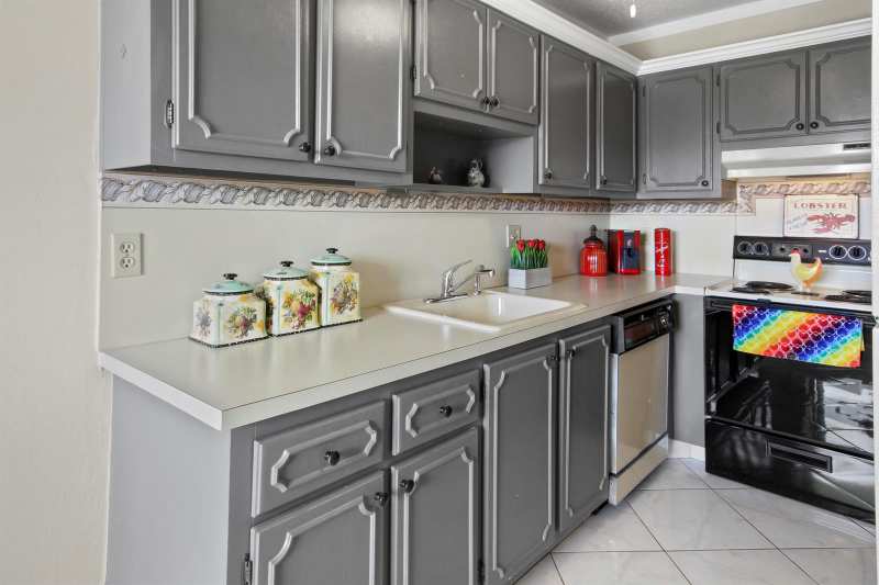 1001 Flame Vine Avenue # 202, Delray Beach FL 33445