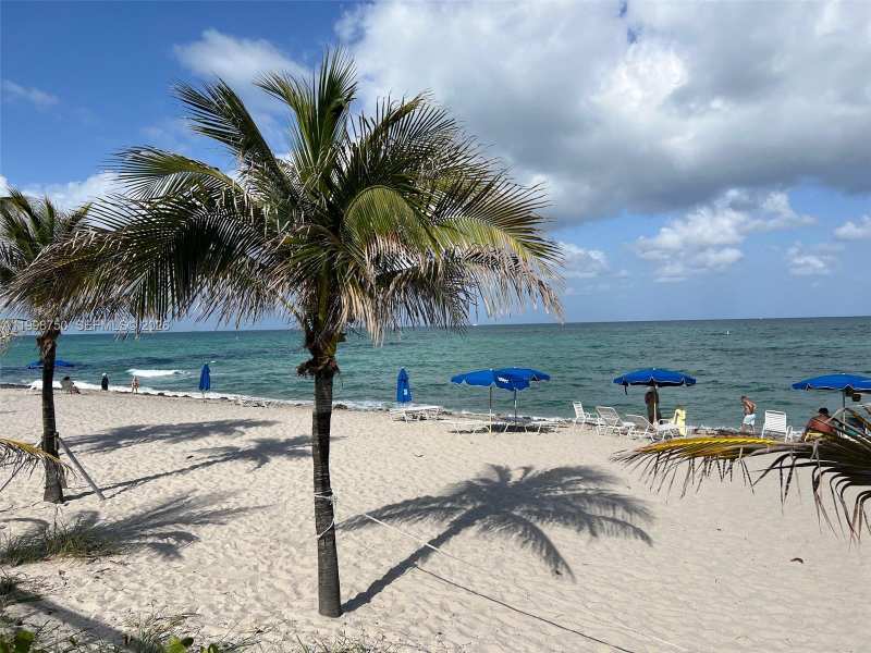 2030 S Ocean Dr # 2102, Hallandale Beach FL 33009