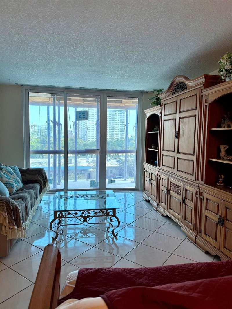 101 BRINY Avenue # 409, Pompano Beach FL 33062