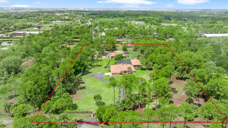2559 Palm Deer Drive, Loxahatchee FL 33470