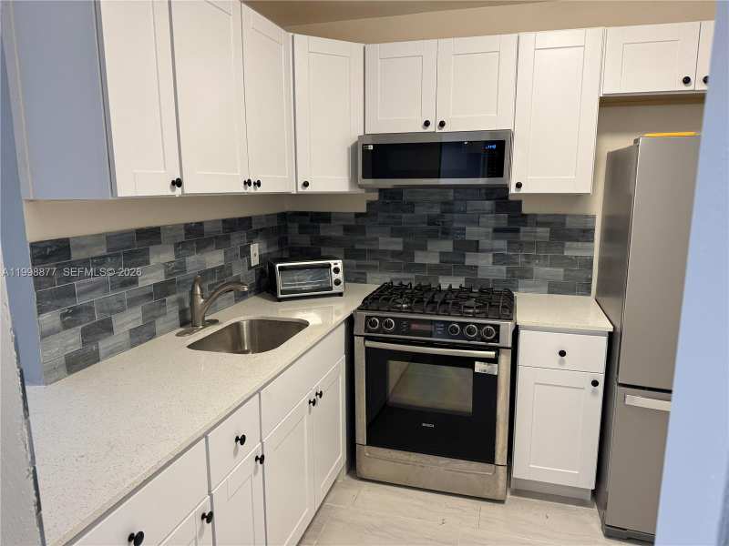 6720 Arbor Dr # 207, Miramar FL 33023
