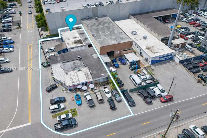3300 NW South River Dr, Miami FL 33142