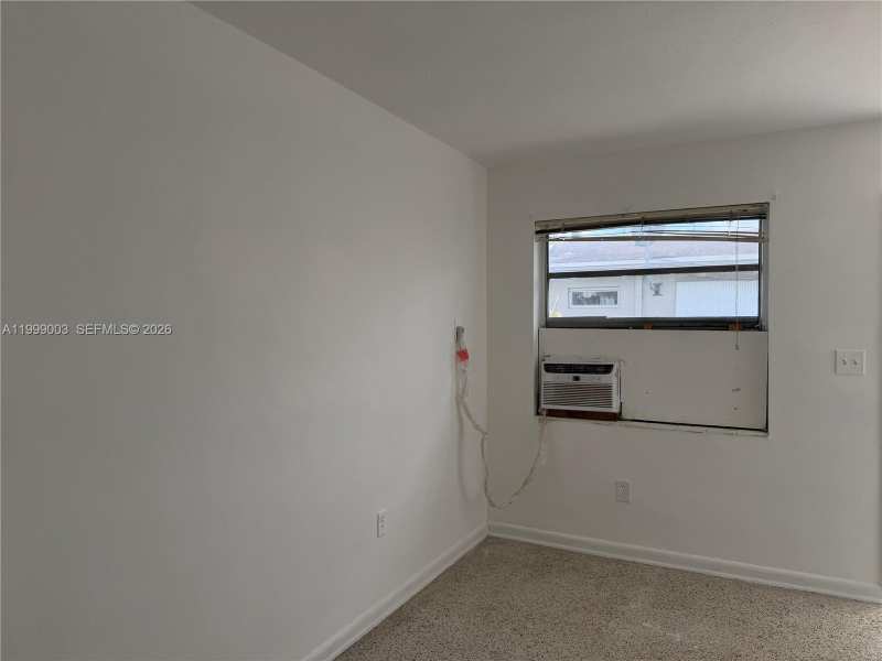 9283 SW 39th St, Miami FL 33165