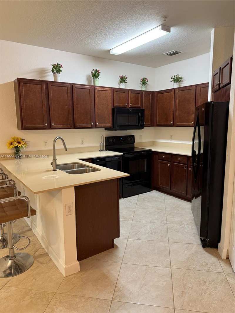 290 NW 109th Ave # 107, Miami FL 33172