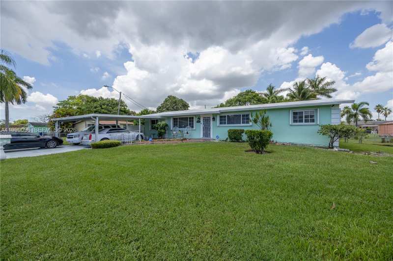 11298 NW 21st Ct, Miami FL 33167