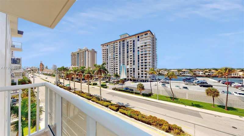 1801 S Ocean Dr # 501, Hollywood FL 33019