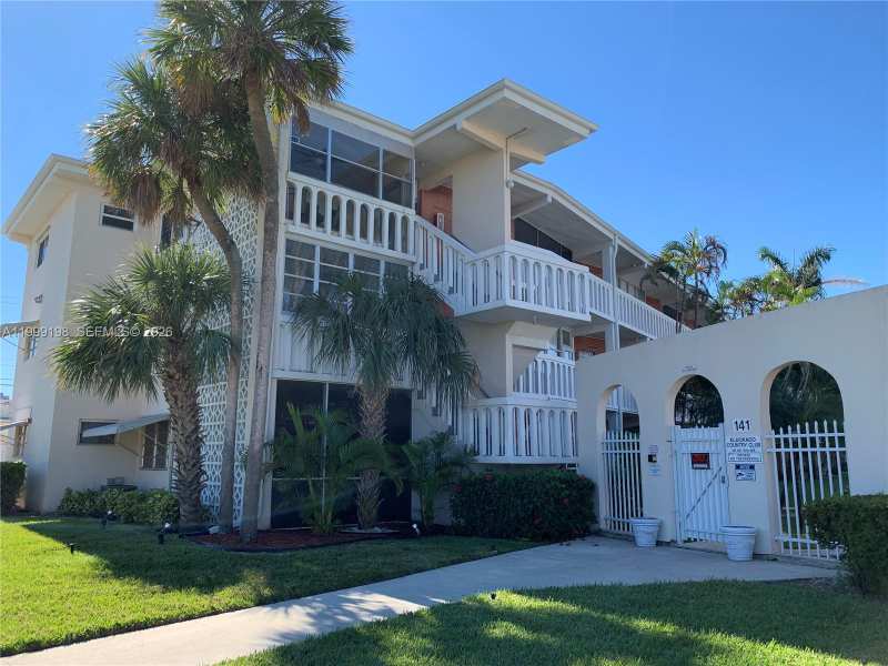 141 NE 10th Ave # 17B, Hallandale Beach FL 33009