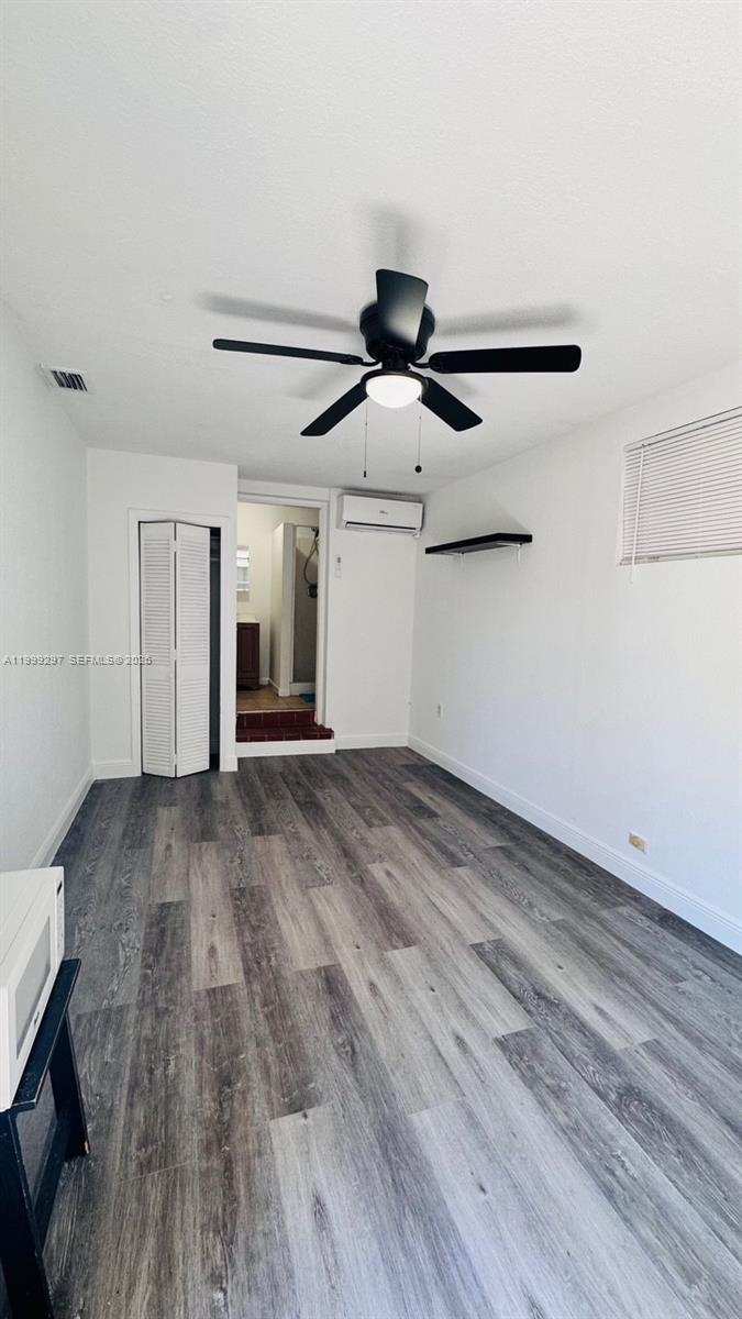7530 NW 12th Ave side, Miami FL 33150
