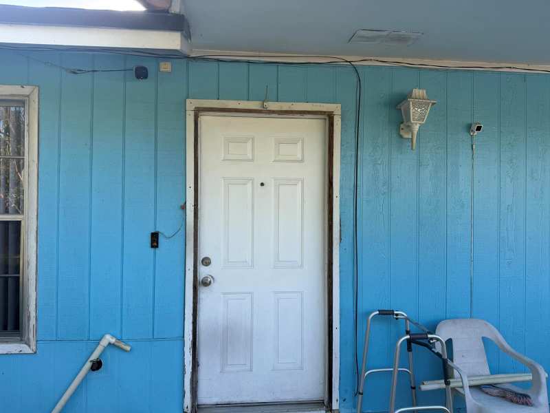 4666 E Holt, West Palm Beach FL 33415
